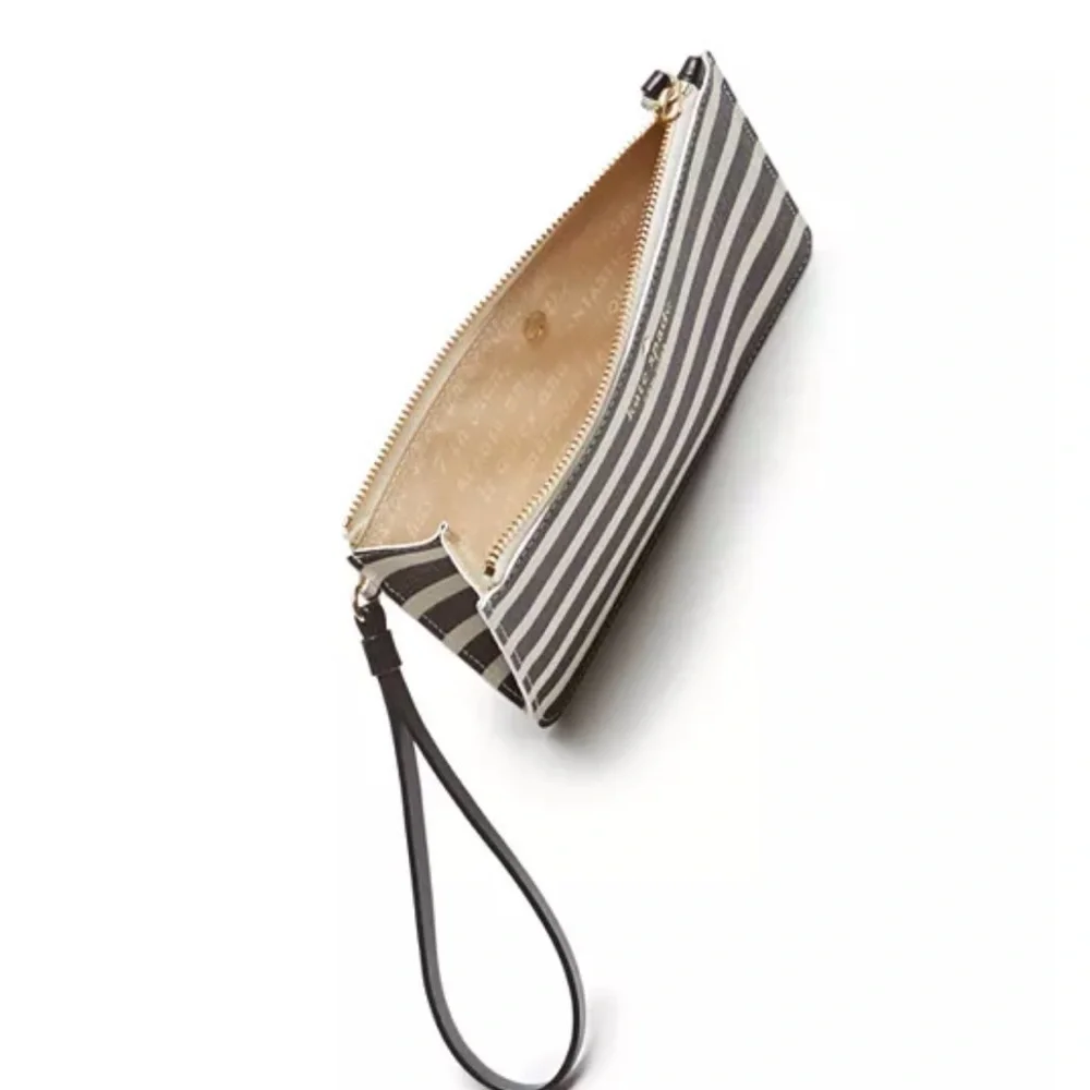 kate spade new york Fairmount Square Slim‎ Bee Wristlet